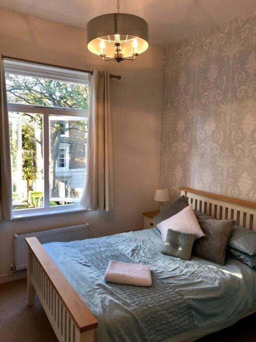 Spacious Apartment In The Heart Of Camden Town Londra Dış mekan fotoğraf